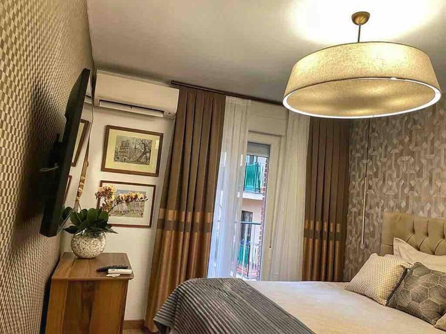New Luxury 3-Bedroom Apartment เซโกเวีย ภายนอก รูปภาพ